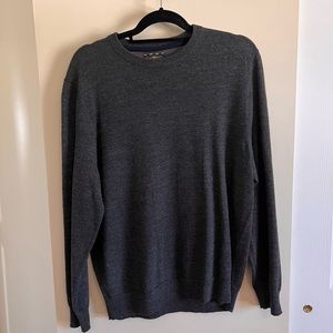 Club room sweater